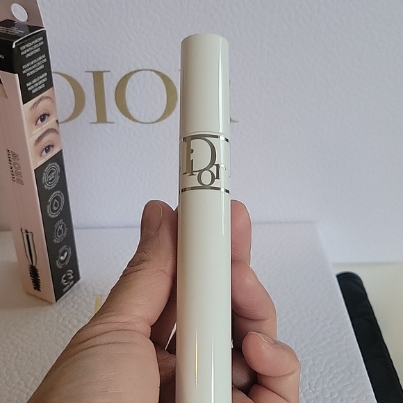 Dior Bundle + Brow Volumizer CoverGirl - Picture 10 of 14